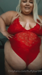 33135399_daily-show-back-in-red-watch-me-bent-over-giving-you-j_0.m4v