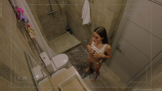 0h6ovnioz26vac3bec1pj_source-2i2bwqHi.mp4