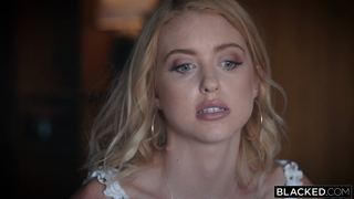 Chloe Cherry - Too Strong - 4K.mp4