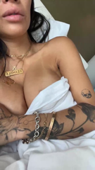 aML5EsctoqKEVouu7MCQRtye7R9Xtzit.mp4