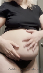 107408273_having-a-stuffed-belly-makes-horny_0.m4v