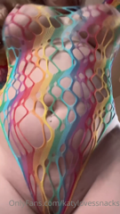 544926960_taste-the-rainbow_7.m4v