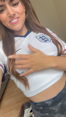 1121682802_my-outfit-for-the-game-today-cant-wait-got-a_0.mp4