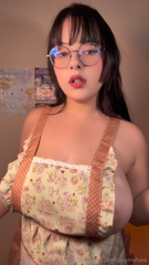My employee gave me a lot of cream (cum). Do you really think I wasted it I drank it all!! 😈.mp4