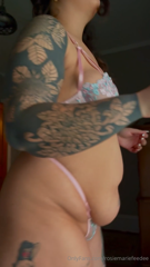 1766982435_i-am-genuinely-obsessed-with-how-fat-this-set-makes-me-look_26.mp4