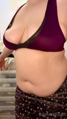 154752496_this-bra-really-got-small-cause-i-certainly-havent-gotten_0.m4v