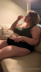 260661573_new-vore-and-burps-i-had-a-small-study-group-over-after_0.m4v