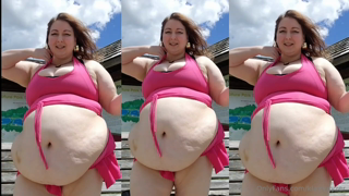 1062350117_sun-bathing-my-belly-unlock-full-vid-get-as_0.mp4