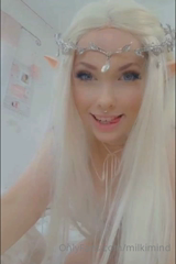 35837206_naughty-little-elfgirl_0.m4v