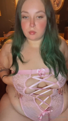 1758407868_grab-on-my-mommy-milkers_0.mp4