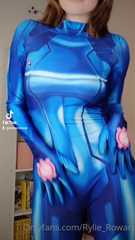 338879871_new-tik-tok-is-ryliexrowan-if-i-get-1000-followers-there-in_0.m4v