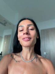 Vicky_luxe_2026-08-21_11-11-05_055.mp4