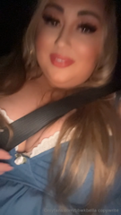 1284253766_happy-sexy-saturday-do-you-think-i-looked-cute-last-night_3.mp4