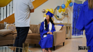 Let's Post It - 2022-12-03 - College Graduates - Hold the Door House Party.mp4