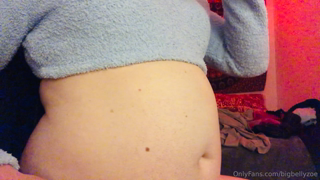 456900939_this-was-another-one-of-my-biggest-bloats-i-started-with_11.m4v