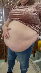 526258913_god-my-belly-turns-me-on-mmm-lets-have-an-indulgent-weeken_0.m4v