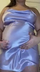 536401643_3-tight-dresses-1-fat-girl_1.mp4