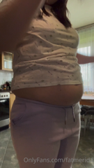 562419752_long-video-of-me-eating-right-from-the-fridge-in-tight-house_0.m4v