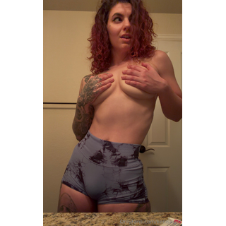 kenisagirl_2499930984_source (2).png