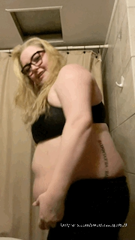 1021771914_how-is-my-hang-looking_0.mp4
