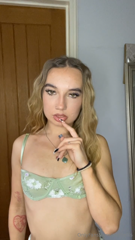 1400749837_swipe-to-see-the-way-i-want-you-to-grab-my-ass_0.mp4