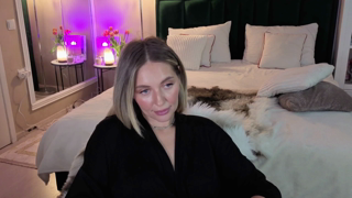 JoanneXOXO_Myfreecams_20260502_133159.mp4