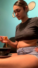 374117585_stream-started-at-08-02-2022-01-34-am-intro-to-vore_0.mp4