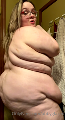 289008467_bend-me-over-and-teach-me-a-lesson-daddy_2.m4v