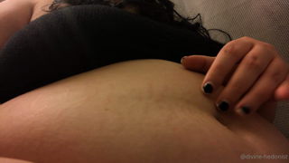 441800572_gentle-belly-button-fingering_0.m4v