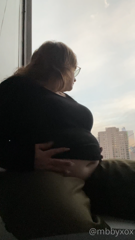 538079163_i-feel-like-im-pregnant-lately_0.m4v
