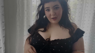 650820303_mommy-s-fat-pet-piggy-aren-t-you-just-the-perfect-little_0.mp4