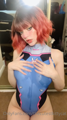 445679641_waiting-for-you-to-cover-me-in-cum-look-at-my-juicy-bod_4.m4v