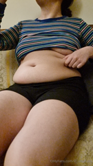 843369903_thirsty-girl_0.mp4