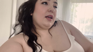 675745558_body-positive-blogger-gets-fat-over-time-your-favorite-bo_0.mp4