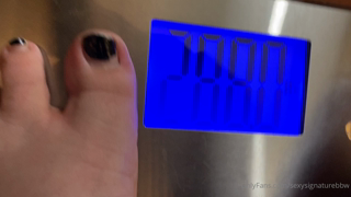 543489767_happy-st-pattys-stuffing-and-weigh-inn-part-1_0.m4v