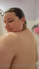 196699670_happy-sunday-my-lovely-onlyfans-here-is-a-shortened-versi_0.m4v