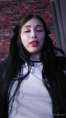 0i9lib1aqhul1tpwm49cg_source.mp4
