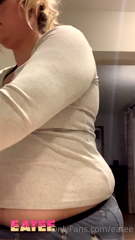 81925403_nigella-lawson-eat-your-heart-out-i-cant-keep-this-top-do_0.m4v