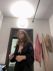 MariiD_Stripchat_20260519_083532.mp4