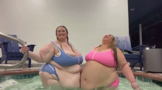 1305934702_narwhal-sighting-if-you-havent-seen-thedumplin-hot-t_15.mp4