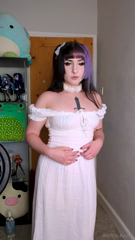 1256723583_would-you-take-me-to-dinner_0.mp4