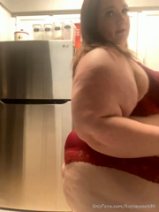518161744_stream-started-at-02-15-2023-03-02-am-be-my-valentine-mak_0.mp4