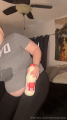 1480274592_milk-and-donuts-for-breakfast-this-is-the-first-time-in-m_0.mp4
