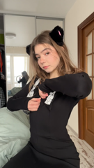 876720831__3.m4v