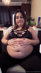 1970082114_i-carry-this-big-belly-with-me-everywhere-i-go-full-vid-h_0.mp4