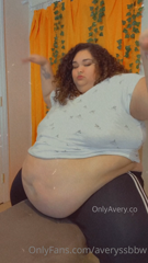 164551823_belly-slaps-tit-play-under-belly-view-struggling-to-get-up_0.m4v