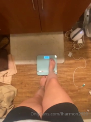 180493489_weigh-in-video_0.m4v