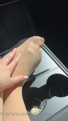 412787148_pretty-pantyhose-feets_0.m4v