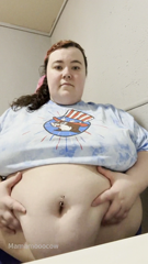 986886692_do-you-like-the-view-i-love-playing-with-my-soft-heavy-be_0.mp4