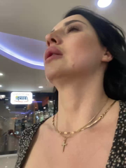 Roxana-Sexy_Stripchat_20260422_133721.mp4